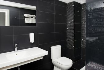 Hostal Joaqu�n Costa Un Punto Chic