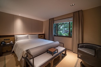 Hotel Hualuxe Xi'an Tanghua