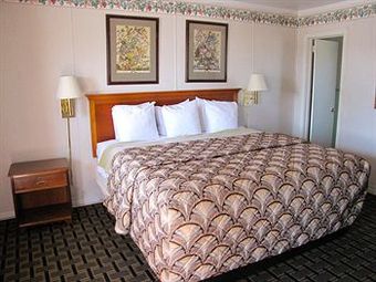 Hotel Deluxe Inn - Swainsboro