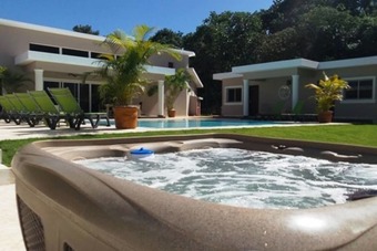 Villa New Six Bedroom With Bbq And Large Pool