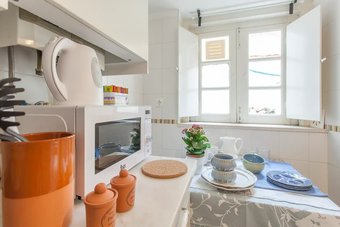 Alfama Charming Apartment With Free Pick-up, By Timecooler