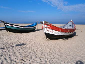 Hostal House With 3 Bedrooms In Nazar�, With Private Pool, Enclosed Garden And Wifi - 5 Km From The Beach