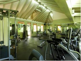 Hotel Rosalie Bay Resort