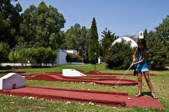 Golden Coast Hotel & Bungalows - All-inclusive