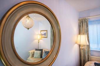 Henley Hotel