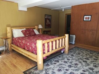 Hotel The Woods Inn