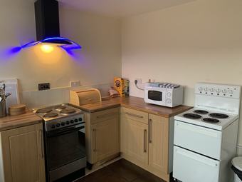 Hostal Uist Travel Accommodation