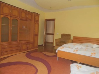 House With 10 Bedrooms In Dur?u, With Wonderful Mountain View And Enclosed Garden - 100 M From The Slopes