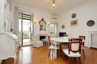 Borghese Apartment - My Extra Home