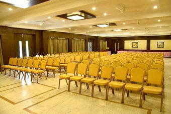 Hotel Ajanta Palace