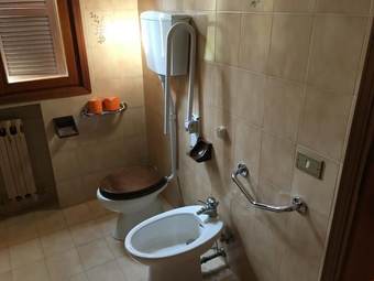 Hotel Casa Bellodi Novi Di Modena