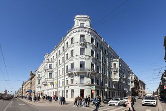 Art Apartment On Nevskiy Avenue