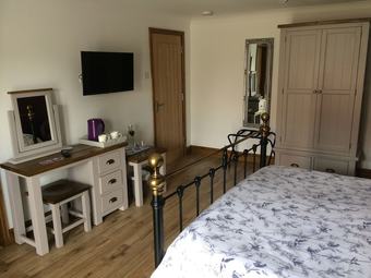 Grove Barn Bed And Breakfast