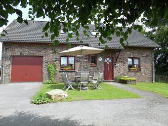 Nice Holiday Farmhouse Located In Sourbrodt Near To The Ski Resort Of Ovifat