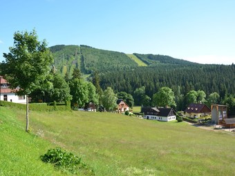 Quaint Holiday Home In Velk� Hamry With Heated Pool