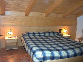 Modern Holiday Home With Swimming Pool And Sauna In Caldes