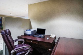 Hotel Baymont By Wyndham Johnson City