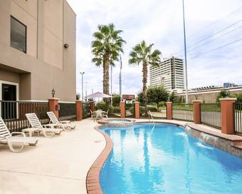 Hotel Comfort Suites Houston Nw - Vintage Park