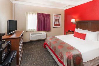 Ramada Hotel & Conference Center By Wyndham Hammond