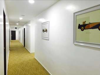 Peach Hill Hotel