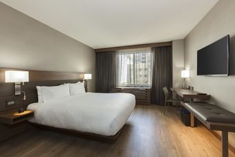 AC Hotels By Marriott Chicago Downtown