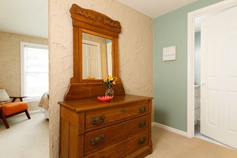 Bed & Breakfast Looking Glass Beachfront Inn