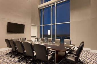 Hotel Embassy Suites Kansas City/olathe