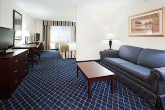 Holiday Inn Express Hotel & Suites Torrington