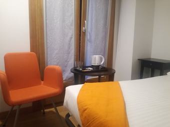 Hostal Pensi�n El Paseo