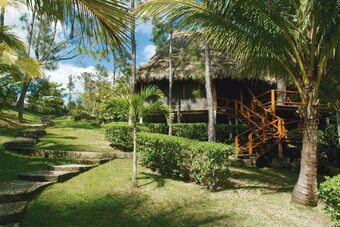 Posada Blancaneaux Lodge By Francis Ford Coppola