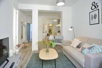 Nqn Aparts & Suites Madrid