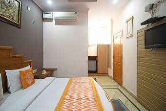 Oyo 7147 Hotel Madhur Regency