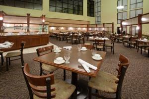 Hotel Sheridan Holiday Inn