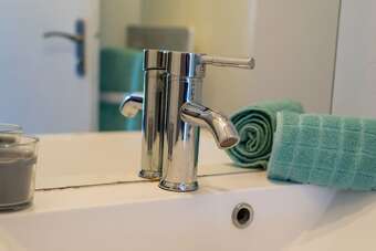 Domaine Des Abers Avec Piscine Chauff�e Proche Bord De Mer