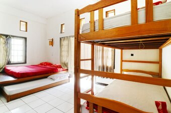 Hotel Pondok Buah Sinuan