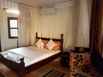 Hotel Marple Cottages