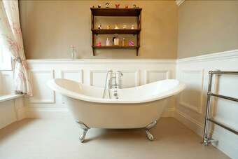 Agroturismo Burton Court