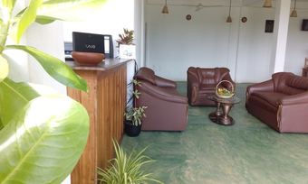 Hotel Sunset Safari & Resort