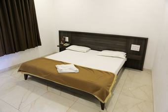 Hotel Khushi International