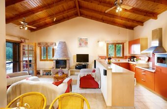 Discrete Villa Arete