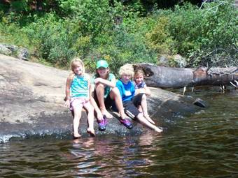 Dwight Village Motel