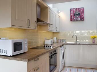 Windsmoor Cottage On Gower