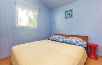 Three-bedroom Holiday Home In Garica