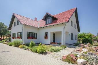 Hostal Vadvir�g Vend�gh�z