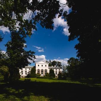 Hotel Dw�r Podstolice