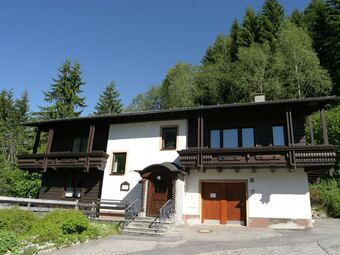 Cozy Apartment Near Ski Area In Bad Kleinkirchheim