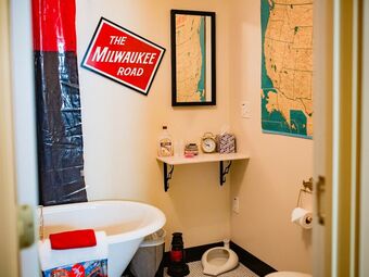 Kettle Moraine Cottage Bed & Breakfast