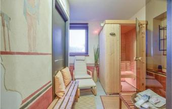 Three-bedroom Holiday Home In Ponte Nelle Alpi (bl)