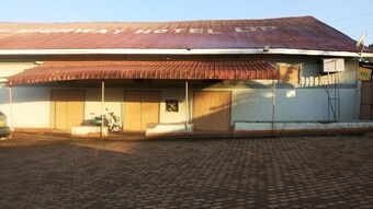 New Highway Hotel