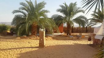 Hotel Les Toiles Maures